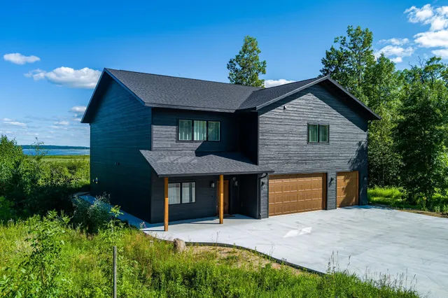 $699,900 | 10660 Northwest Waters Edge Drive, Walker, MN 56484