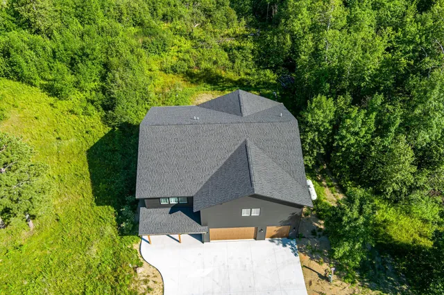 $699,900 | 10660 Northwest Waters Edge Drive, Walker, MN 56484