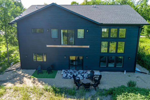 $699,900 | 10660 Northwest Waters Edge Drive, Walker, MN 56484