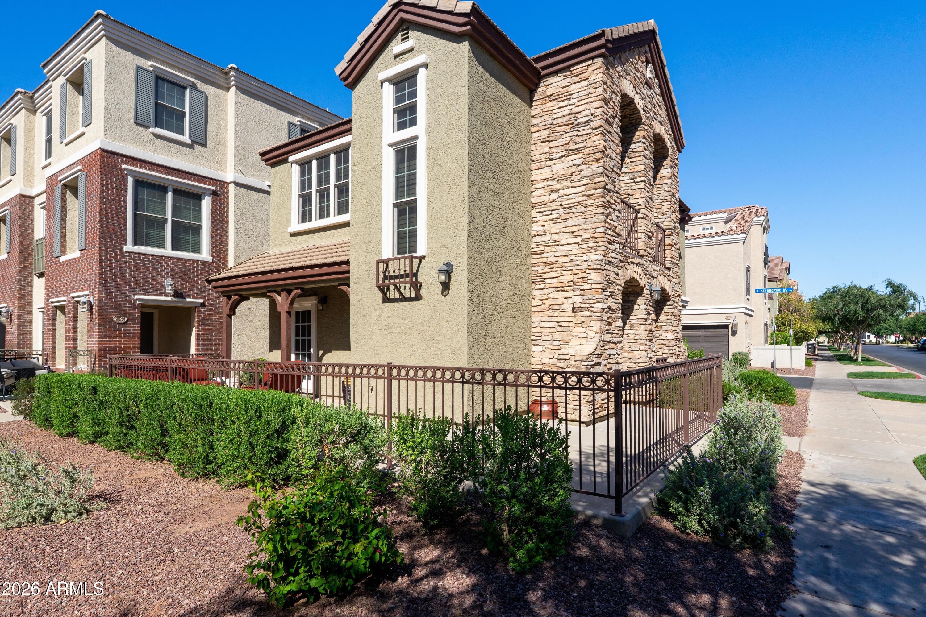 2638 South Key Biscayne Drive Gilbert, AZ 85295 - Photo 2 of 26 KB Patio