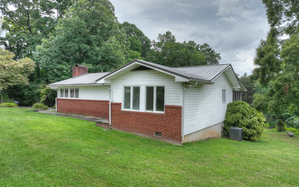 215 Ross Road Blue Ridge, GA 30513 - Photo 15 of 46 Additional View