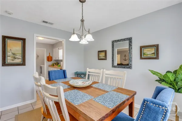 $3,200 | 10 Wyckfield Court, Savannah, GA 31410