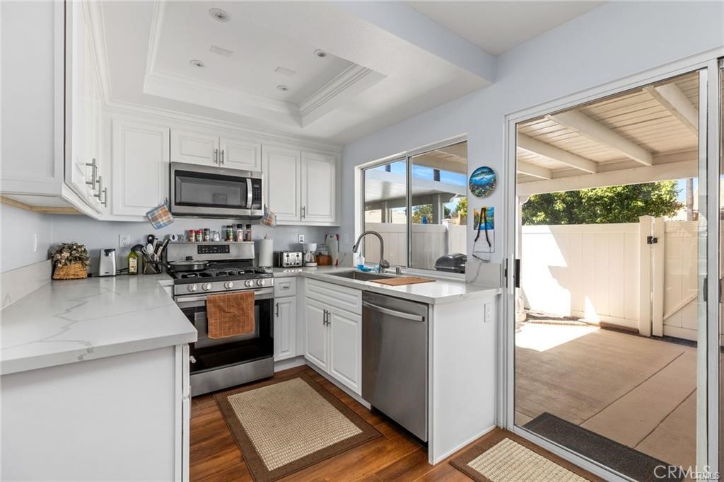 839 Miller Road Banning, CA 92220 - Photo 6 of 21 Kitchen