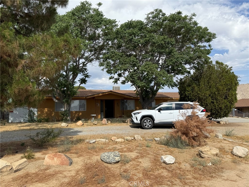 7344 Palm Avenue Yucca Valley, CA 92284 - Photo 2 of 61 7416 Palm Ave