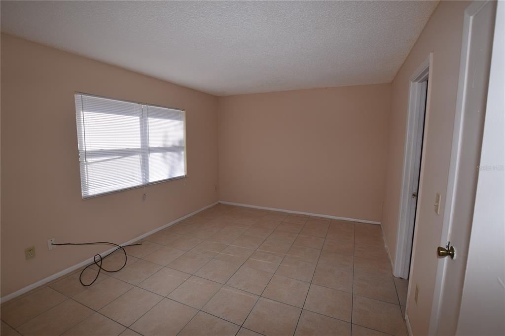 3248 Split Willow Drive Orlando, FL 32808 - Photo 12 of 14