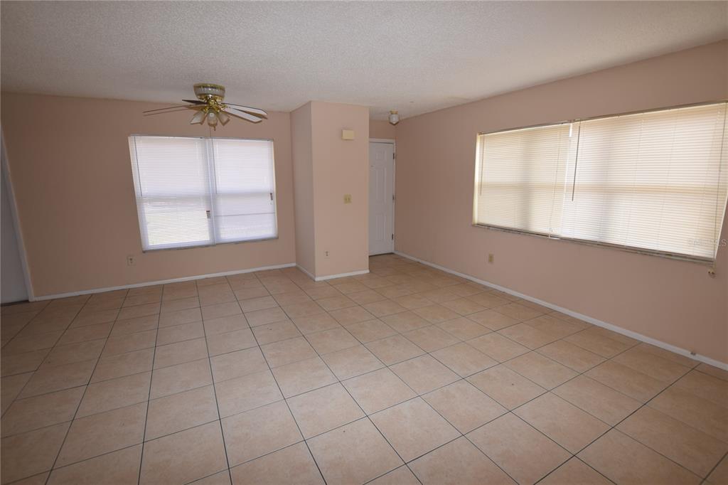 3248 Split Willow Drive Orlando, FL 32808 - Photo 6 of 14