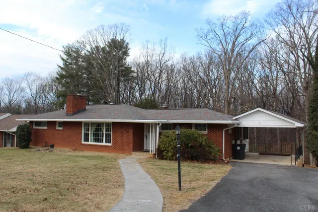 $355,000 | 718 Sunset Drive, Bedford, VA 24523