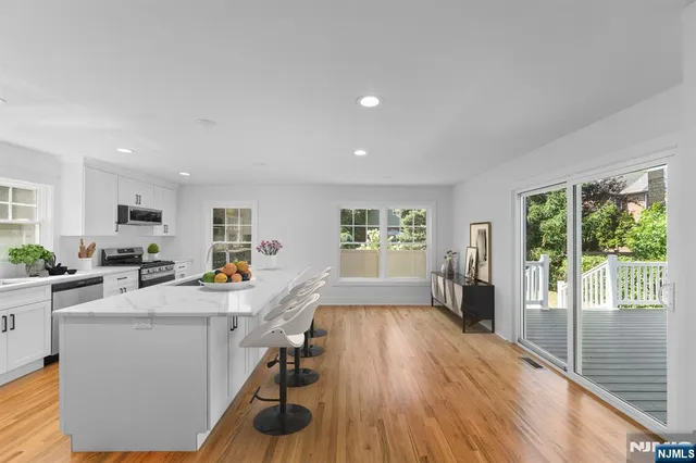 $1,175,000 | 296 Pine Street, Teaneck, NJ 07666