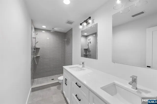 $1,175,000 | 296 Pine Street, Teaneck, NJ 07666