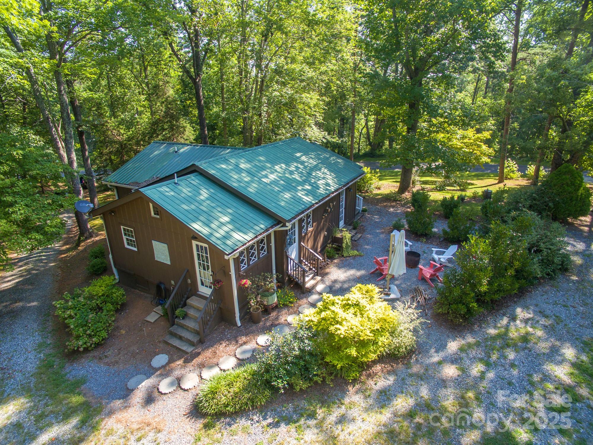 142 County Line Road South Apex, NC 27523 - Photo 3 of 38 Gallery Image 3