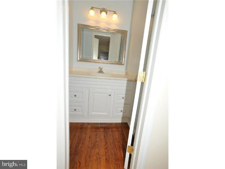 5 Warwick Road Eastampton, NJ 08060 - Photo 19 of 25 Bathroom