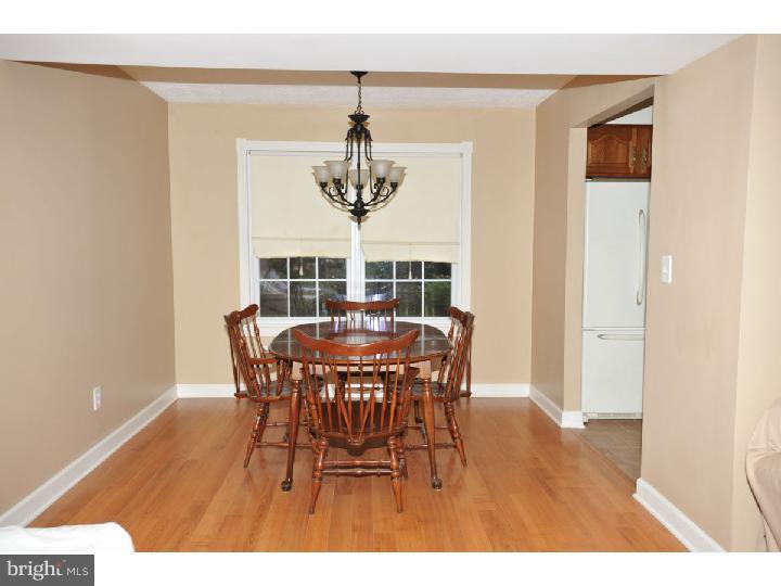 5 Warwick Road Eastampton, NJ 08060 - Photo 7 of 25 Dining Room