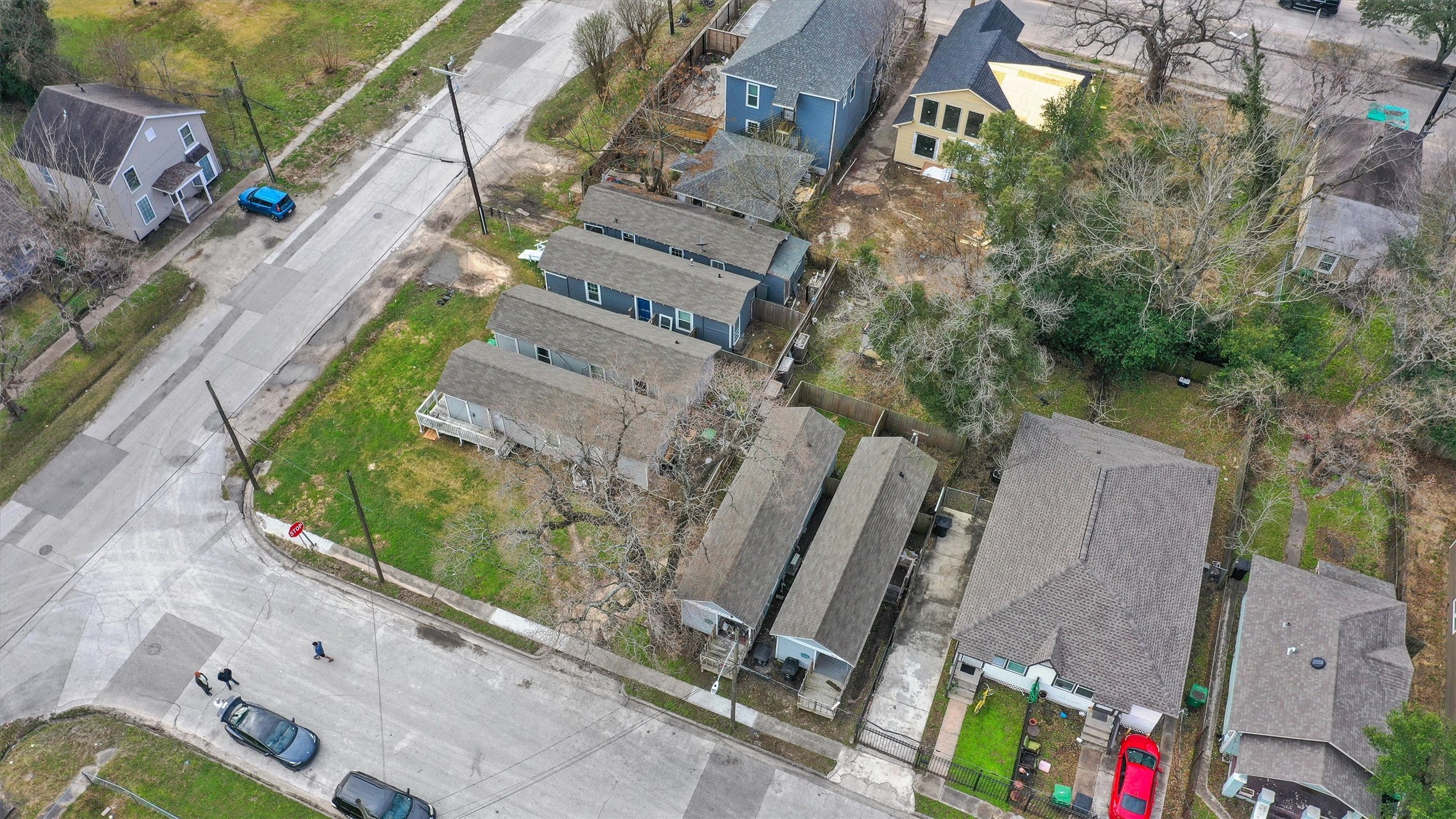 3706 Delano Street Houston, TX 77004 - Photo 4 of 21 an aerial view of multiple houses with yard