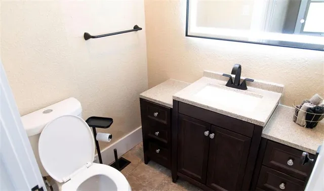 $229,000 | 1714 Blackwell Road, St. Joseph, MO 64505