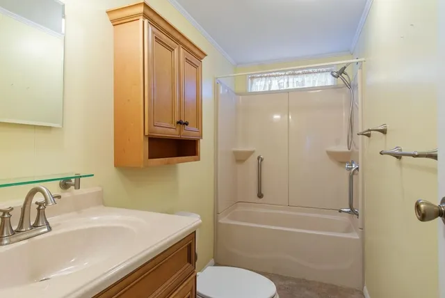 $250,000 | 10 Erin Lane, Rochester, NH 03868