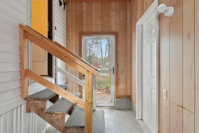 $250,000 | 10 Erin Lane, Rochester, NH 03868