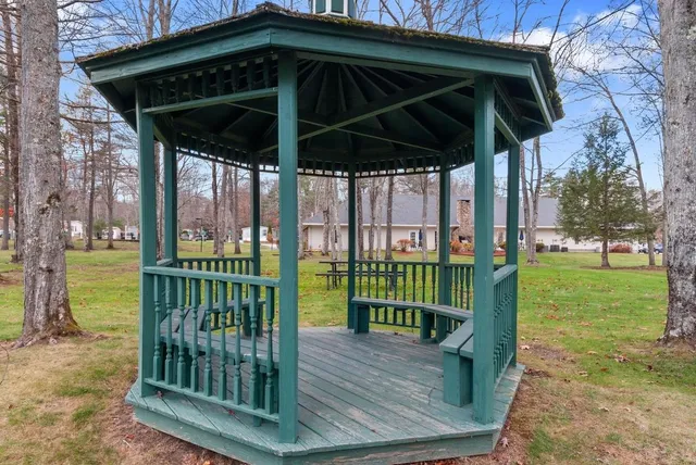 $250,000 | 10 Erin Lane, Rochester, NH 03868