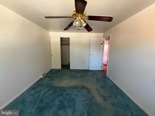 $275,000 | 12706 Hollins Road, Philadelphia, PA 19154