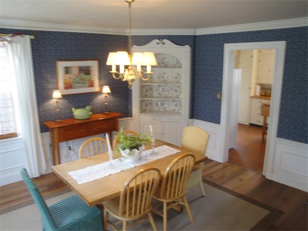 10 Hatherly Road Quincy, MA 02170 - Photo 3 of 30 Gallery Image 3