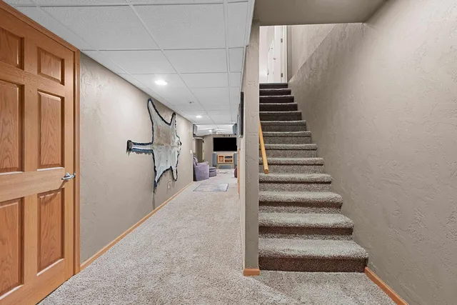 $390,000 | 1410 Alcan Drive, Menasha, WI 54952