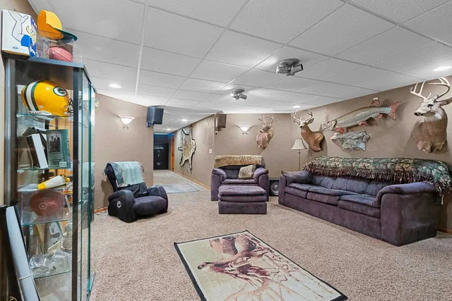 $390,000 | 1410 Alcan Drive, Menasha, WI 54952