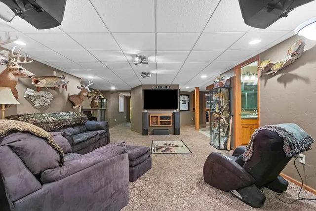 $390,000 | 1410 Alcan Drive, Menasha, WI 54952