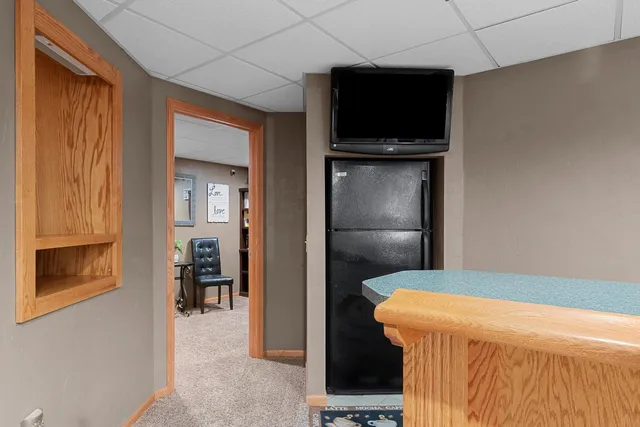 $390,000 | 1410 Alcan Drive, Menasha, WI 54952