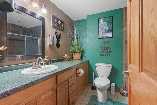 $390,000 | 1410 Alcan Drive, Menasha, WI 54952