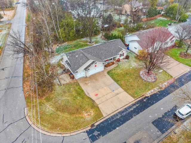 $390,000 | 1410 Alcan Drive, Menasha, WI 54952