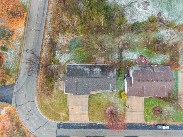 $390,000 | 1410 Alcan Drive, Menasha, WI 54952