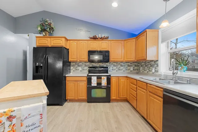 $390,000 | 1410 Alcan Drive, Menasha, WI 54952