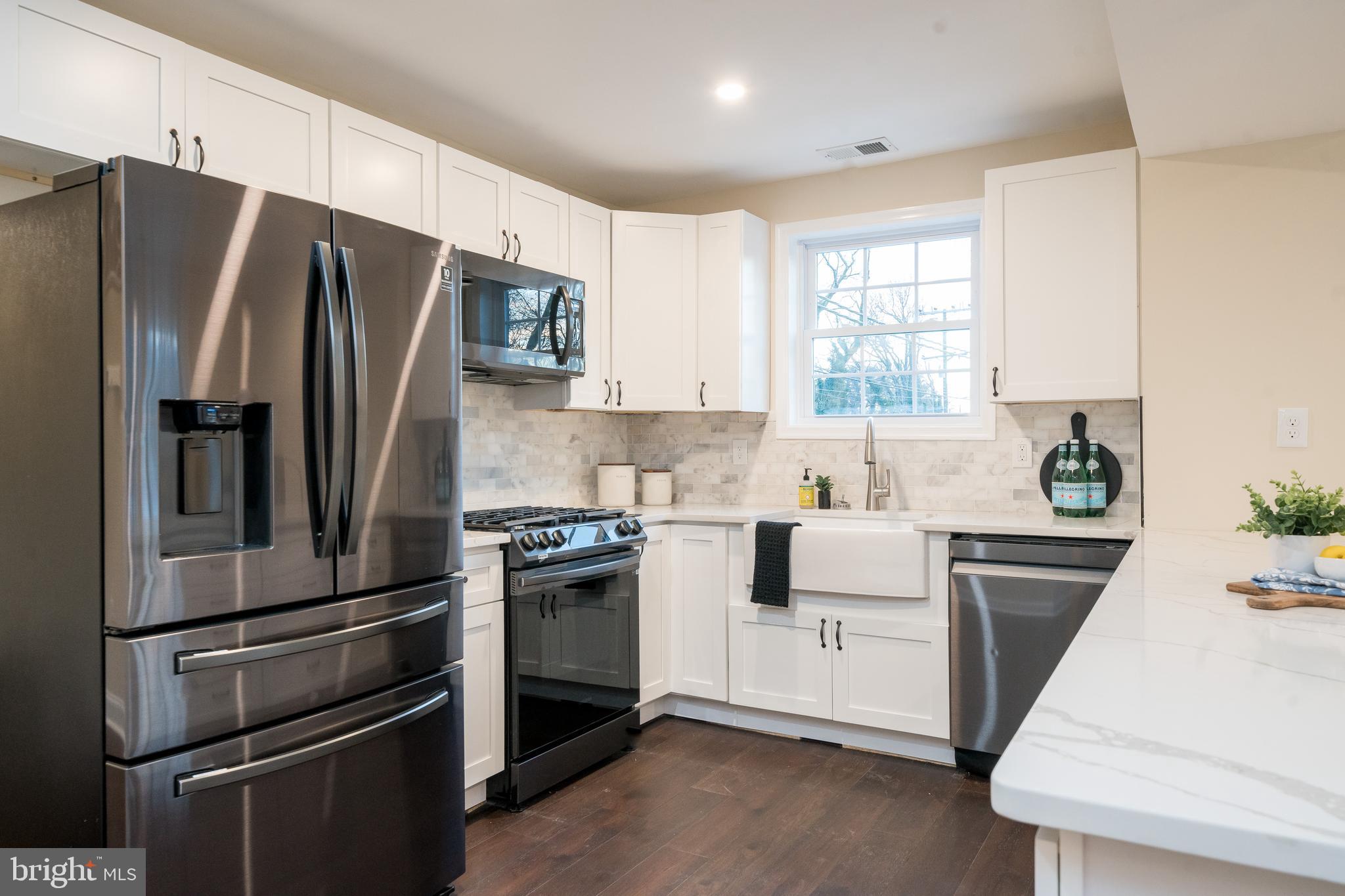 6736 Old Solomons Island Road Friendship, MD 20758 - Photo 16 of 38