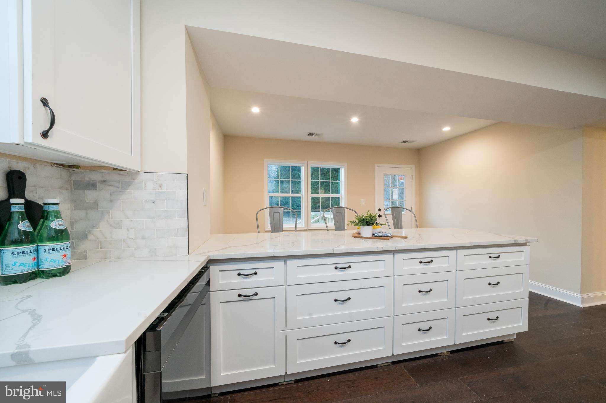 6736 Old Solomons Island Road Friendship, MD 20758 - Photo 18 of 38