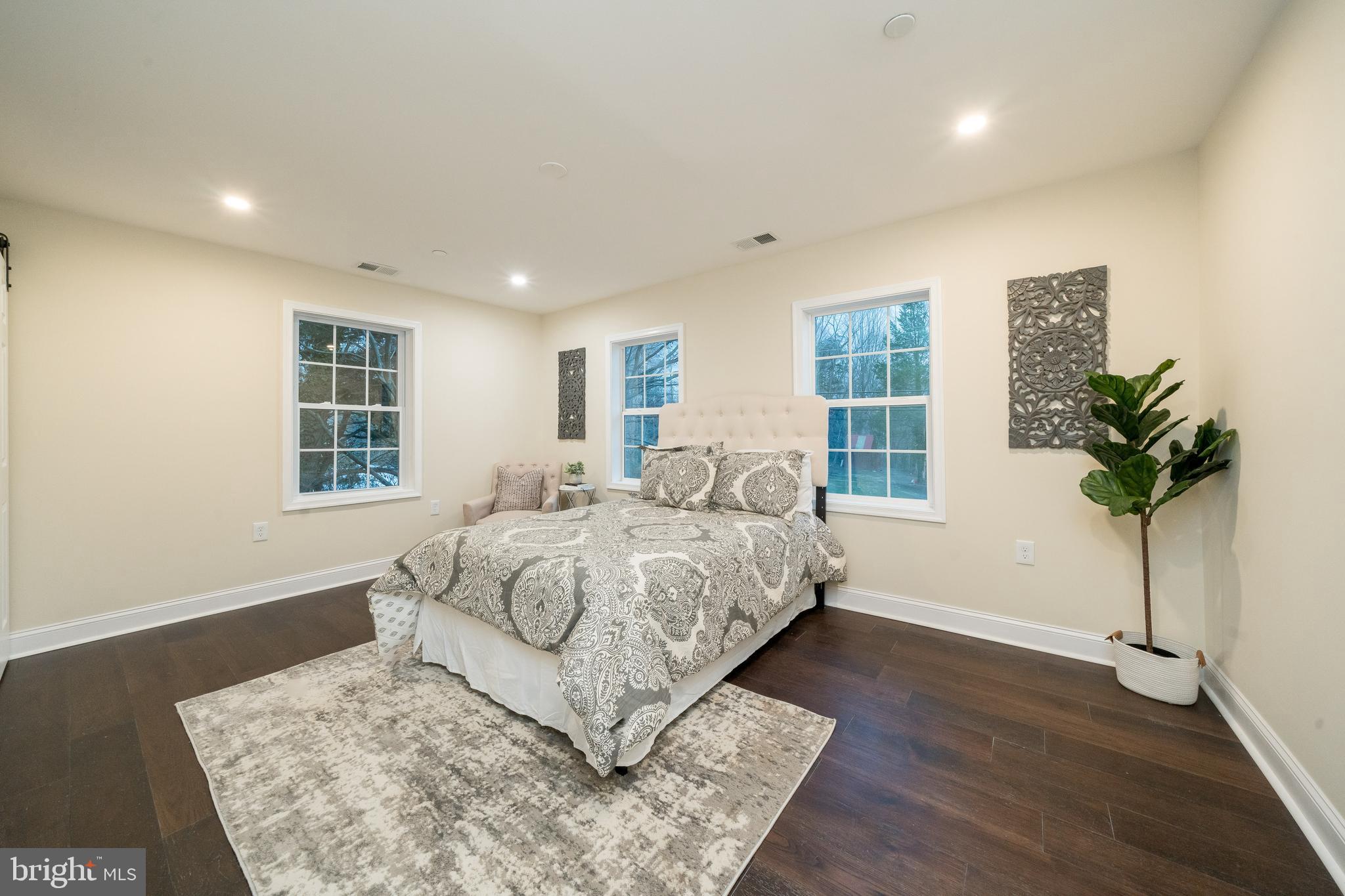 6736 Old Solomons Island Road Friendship, MD 20758 - Photo 26 of 38