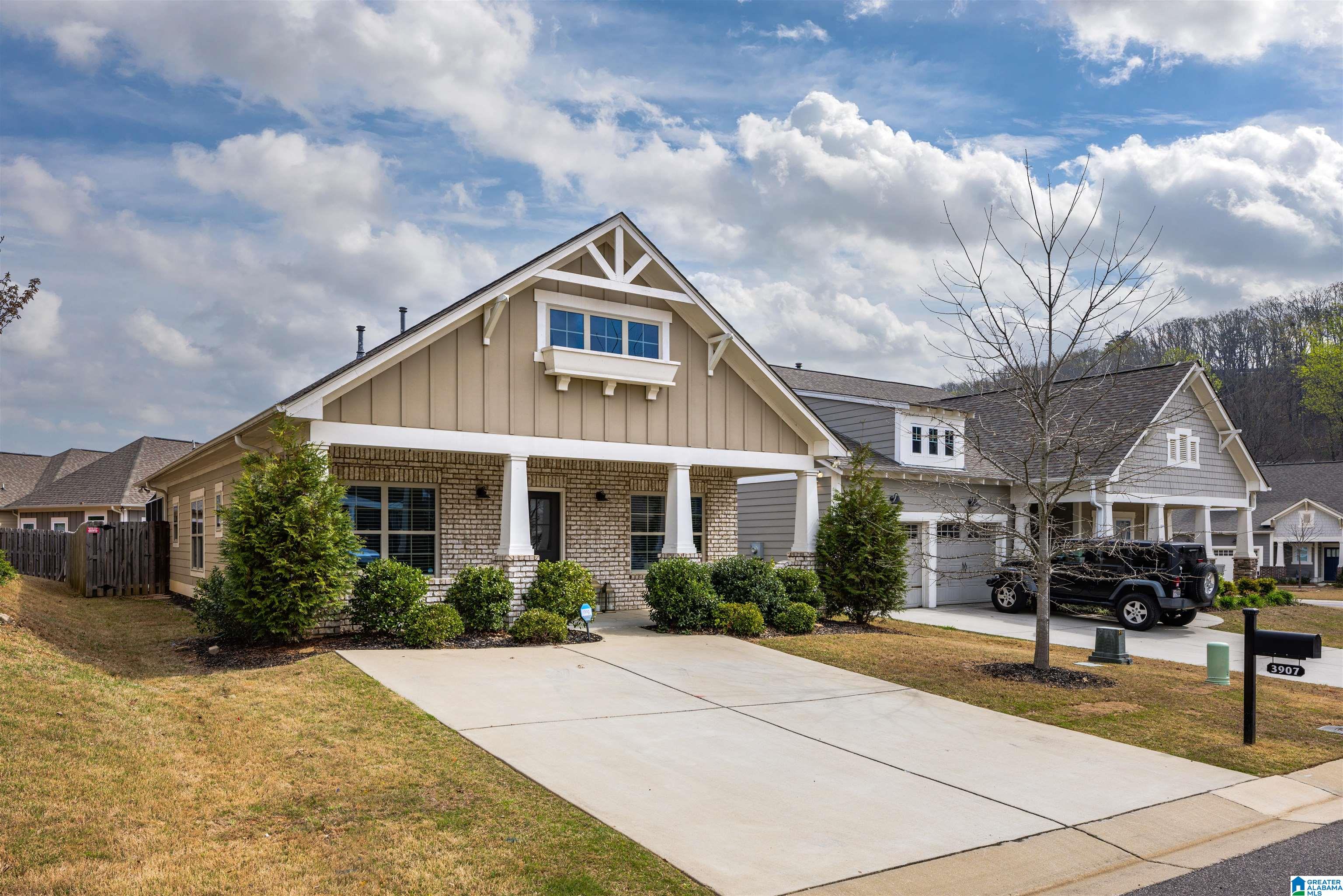 3907 Crest Landing Birmingham, AL 35210 - Photo 2 of 44