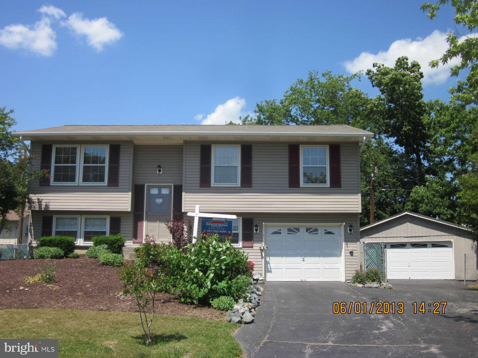 900 Prentiss Road Waldorf, MD 20602 - Photo 1 of 30 Exterior (Front)