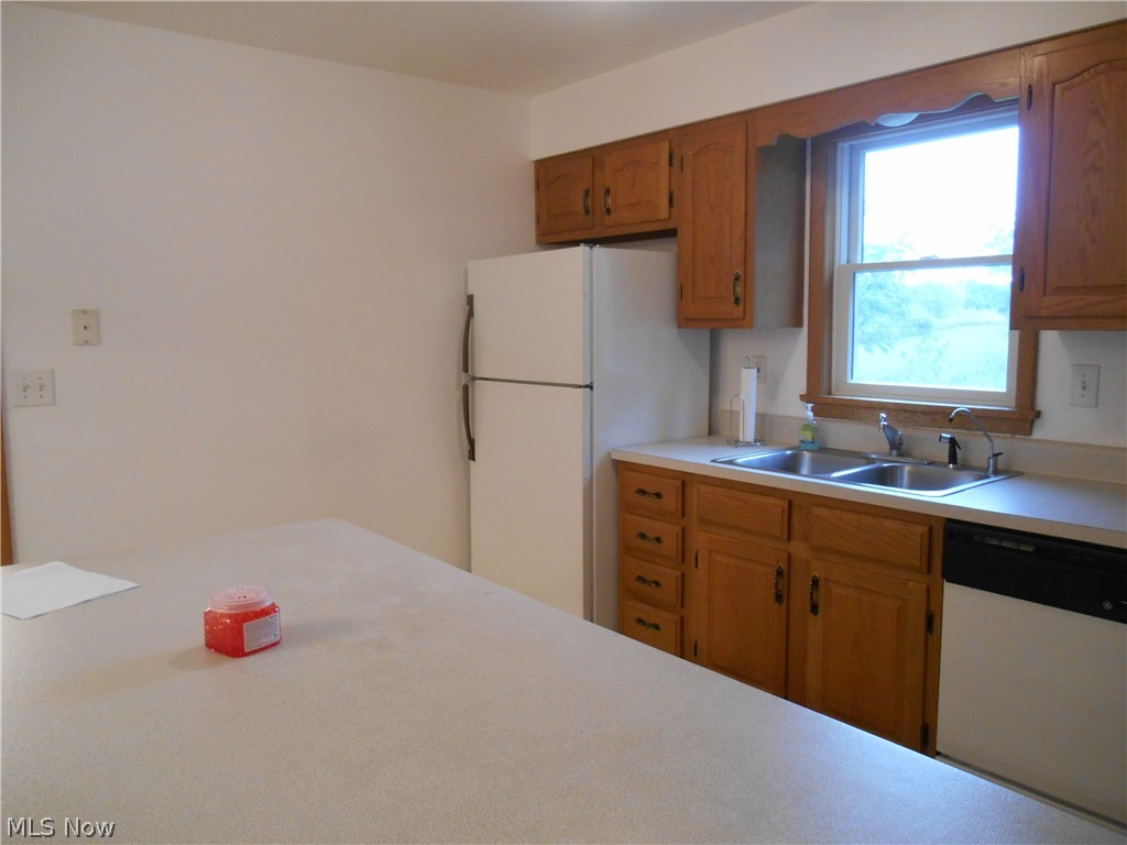 10 South Ridge Road West Conneaut, OH 44030 - Photo 5 of 27
