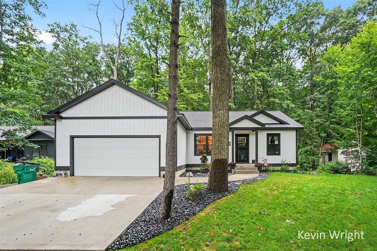 2848 Farr Road Fruitport, MI 49415 - Photo 1 of 28 Gallery Image 1
