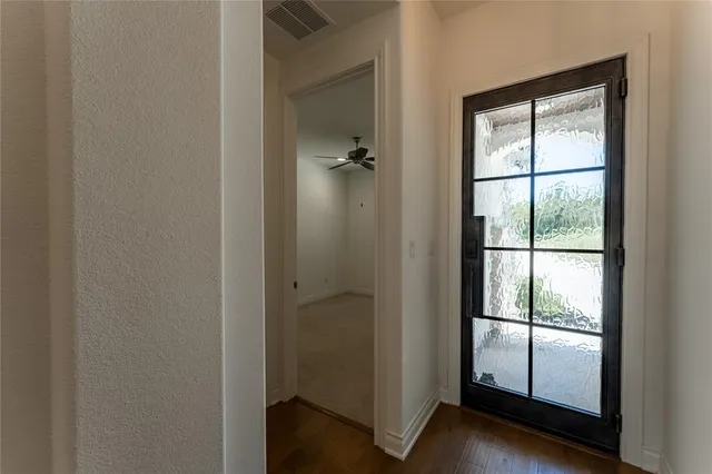 a view of empty room with window