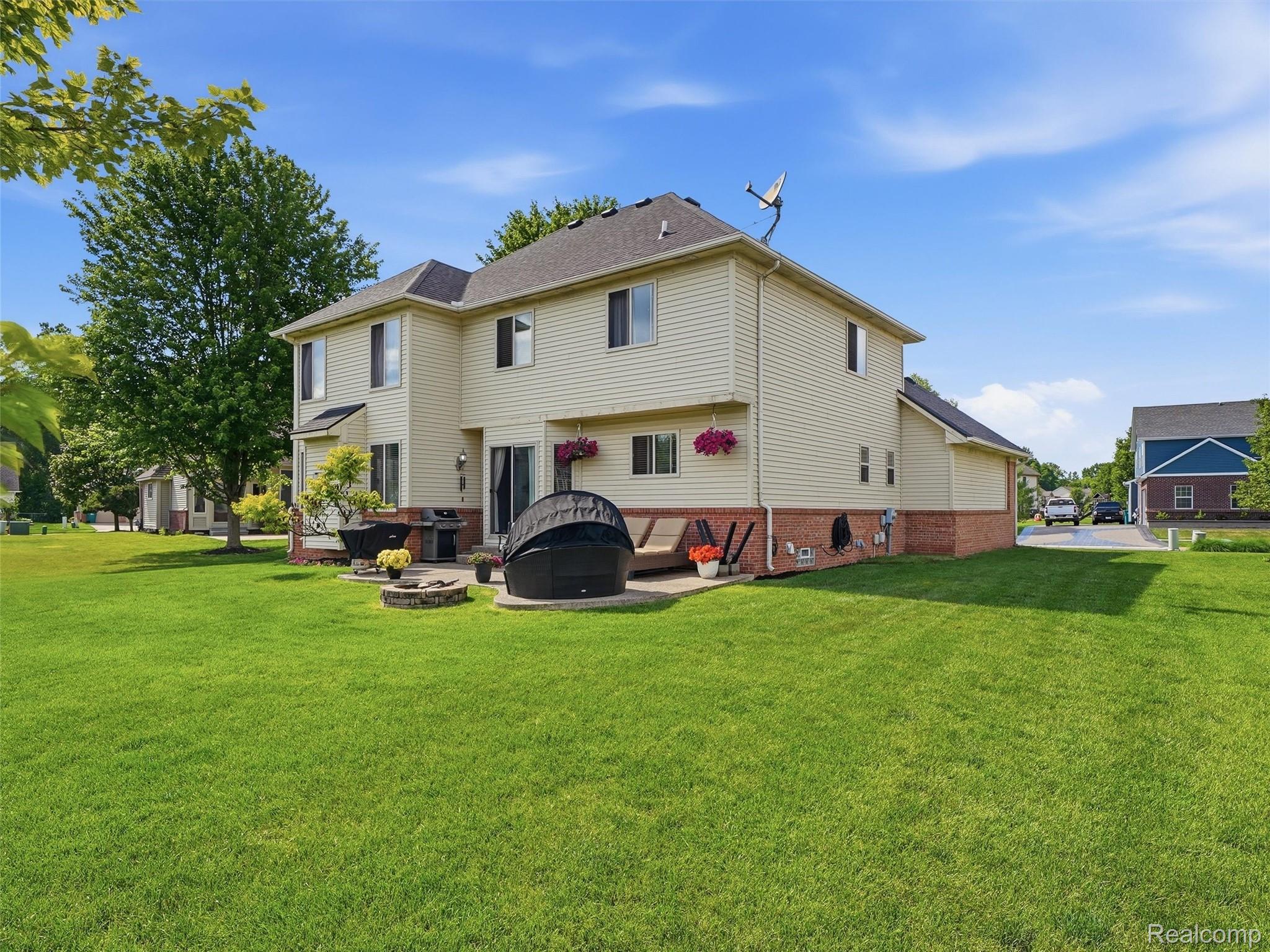 23621 Crescent Ridge Drive New Boston, MI 48164 - Photo 33 of 45 33-DSC00068.jpg