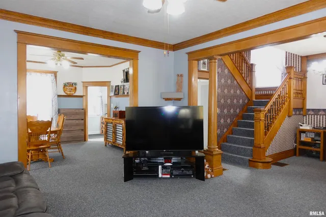 $149,900 | 404 Jefferson Street, Galesburg, IL 61401