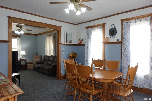 $149,900 | 404 Jefferson Street, Galesburg, IL 61401