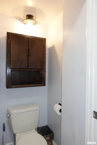 $149,900 | 404 Jefferson Street, Galesburg, IL 61401