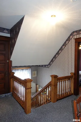 $149,900 | 404 Jefferson Street, Galesburg, IL 61401