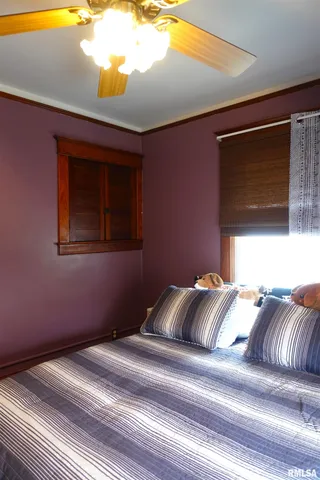 $149,900 | 404 Jefferson Street, Galesburg, IL 61401