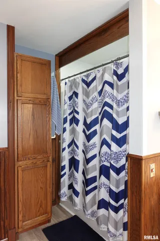 $149,900 | 404 Jefferson Street, Galesburg, IL 61401