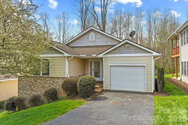 $459,000 | 73 Creeks End Circle, Mills River, NC 28759