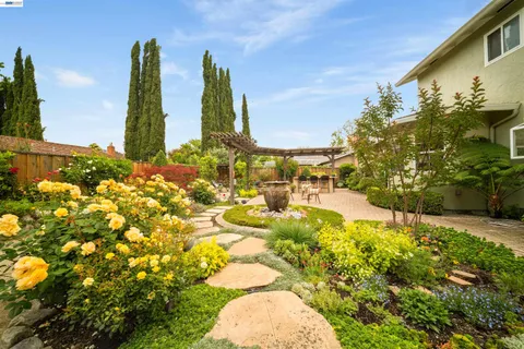 $1,898,000 | 5481 Greenfield Way, Pleasanton, CA 94566