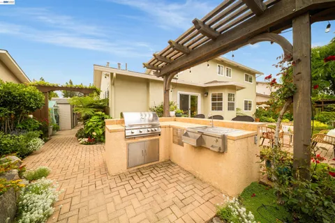 $1,898,000 | 5481 Greenfield Way, Pleasanton, CA 94566