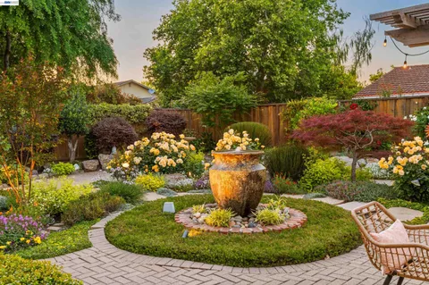 $1,898,000 | 5481 Greenfield Way, Pleasanton, CA 94566